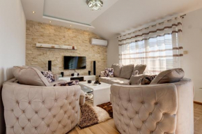 DiVino Apartment